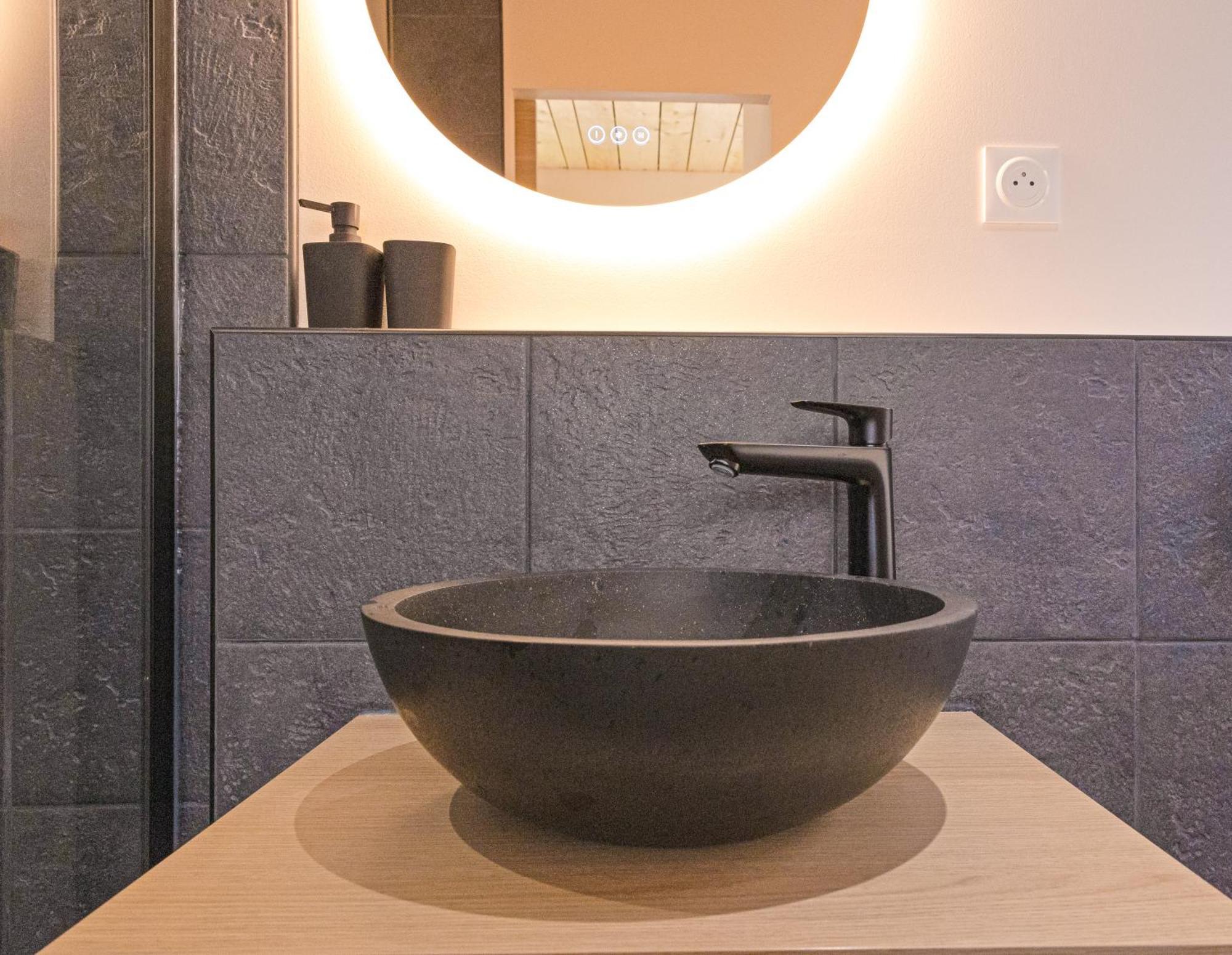 Suite Chalet K - Hyper Centre- Gare Saint-Chamond Kültér fotó